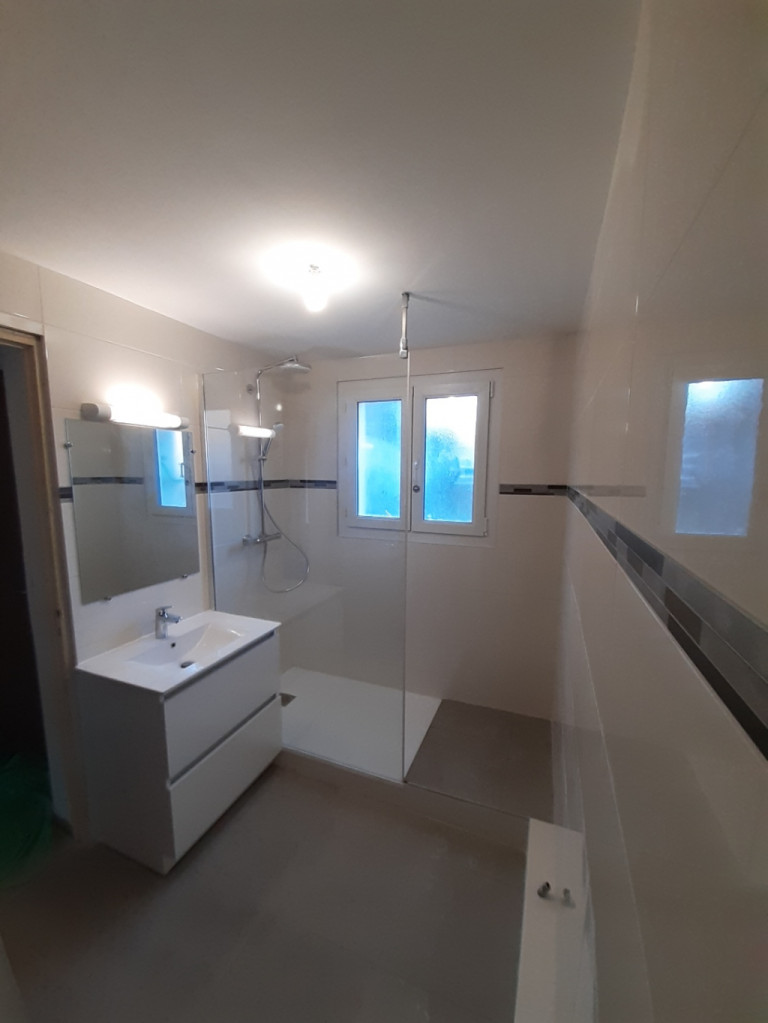 Rénovation de salle de bain clé en main à Digne-les-Bains