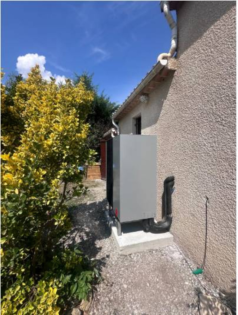 Remplacement d'une chaudière Fioul par une pompe à chaleur air/eau Viessmann à Le Brusquet
