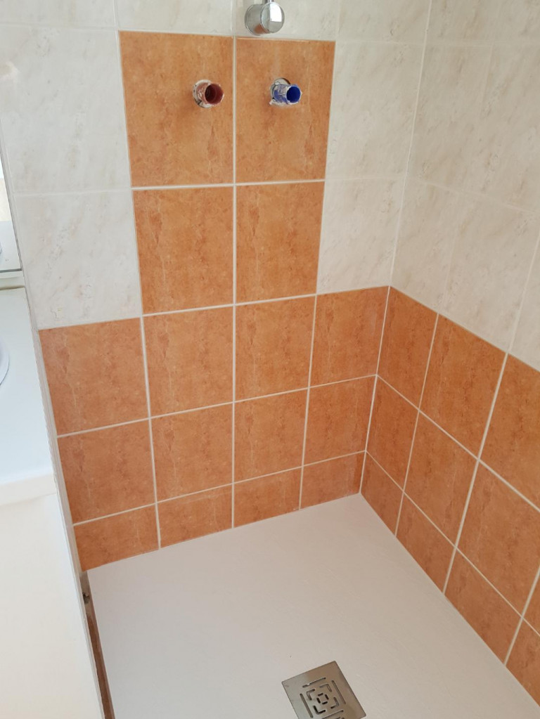 Remplacement d’une baignoire par une douche à Digne-les-Bains