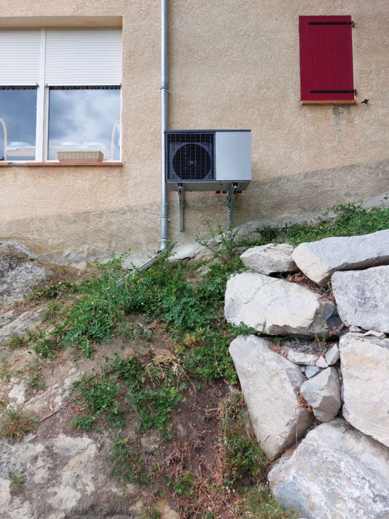RGE QualiPAC - Remplacement d’une chaudière fioul par une pompe à chaleur VIESSMANN à Châteauredon