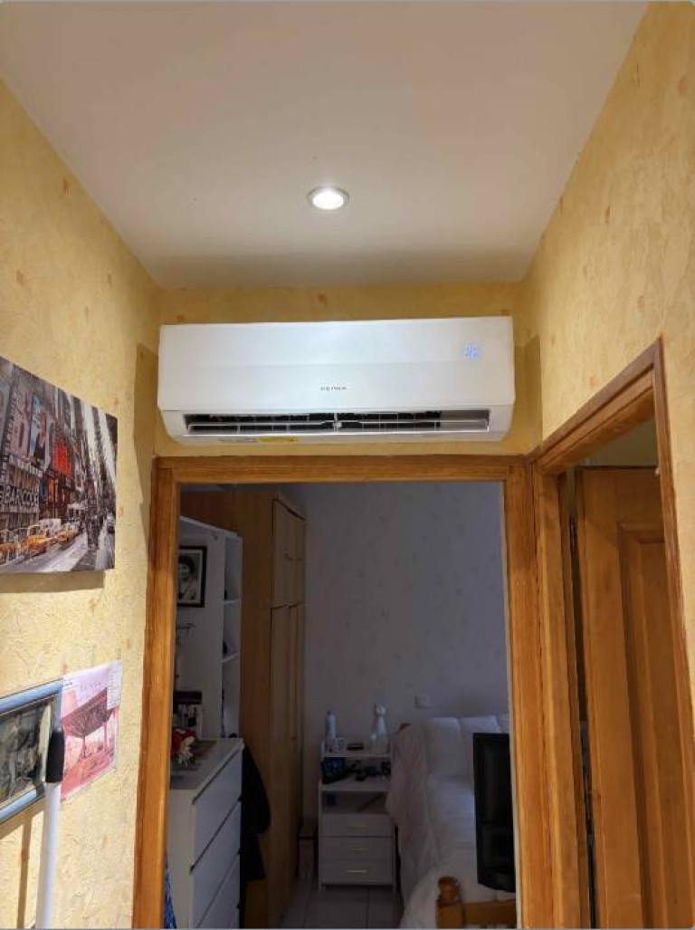 Installation complète d’une PAC Air Air Heiwa à Volonne