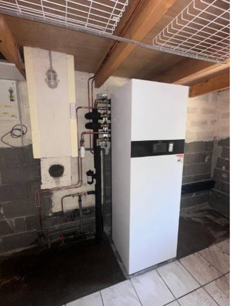 Remplacement d'une chaudière Fioul par une pompe à chaleur air/eau Viessmann à Le Brusquet